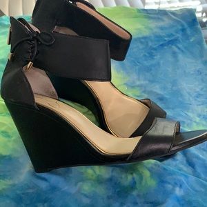 Jessica Simpson WOMENS wedged heels